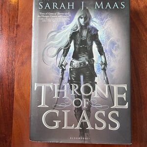 OOP Sarah J Maas Hardcover | Throne of Glass